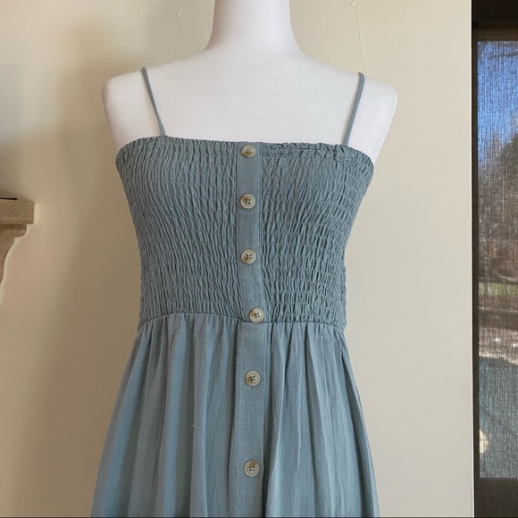 One Clothing Los Angeles Sage Green Smocked Button Down Midi Dress Size L - Picture 6 of 11